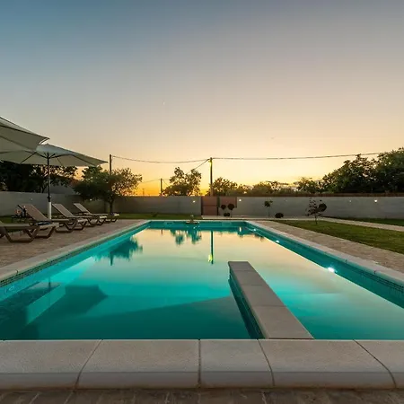 S&i Peaceful With Pool & Jacuzzi بيت للعطل Galovac (Zadar)