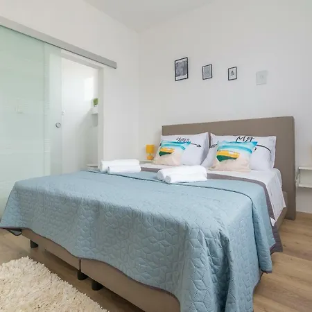 S&i Peaceful With Pool & Jacuzzi Holiday home Galovac (Zadar)