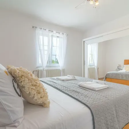 S&i Peaceful With Pool & Jacuzzi Holiday home Galovac (Zadar)