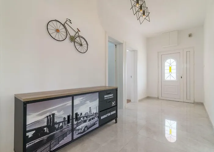 S&i Peaceful With Pool & Jacuzzi * Galovac (Zadar)